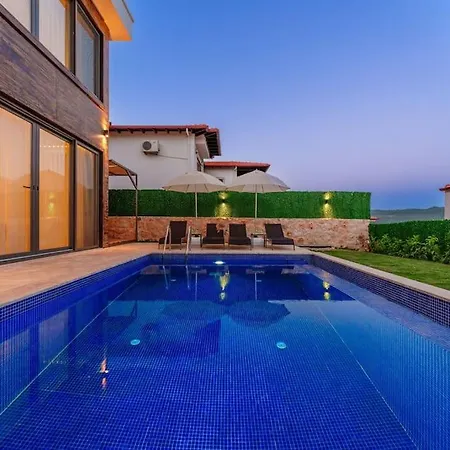 Villa Brown